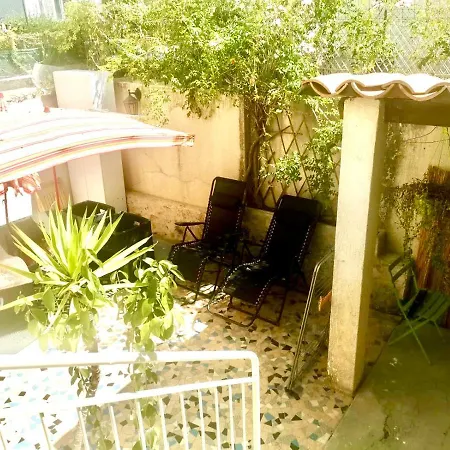 Grand T2 En Rez De Chaussee Avec Grande Terrasse Proche Du Centre Tramway A 2 Mn * Nicea