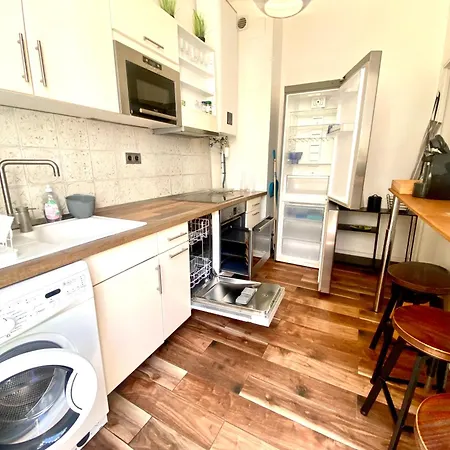 Grand T2 En Rez De Chaussee Avec Grande Terrasse Proche Du Centre Tramway A 2 Mn Apartament Nicea